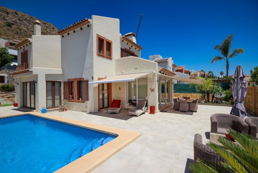 Resale - Villa - Villajoyosa