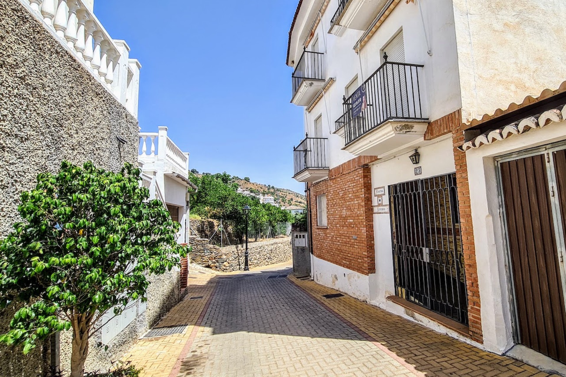 Reventa - Commercial - Tolox - Marbella