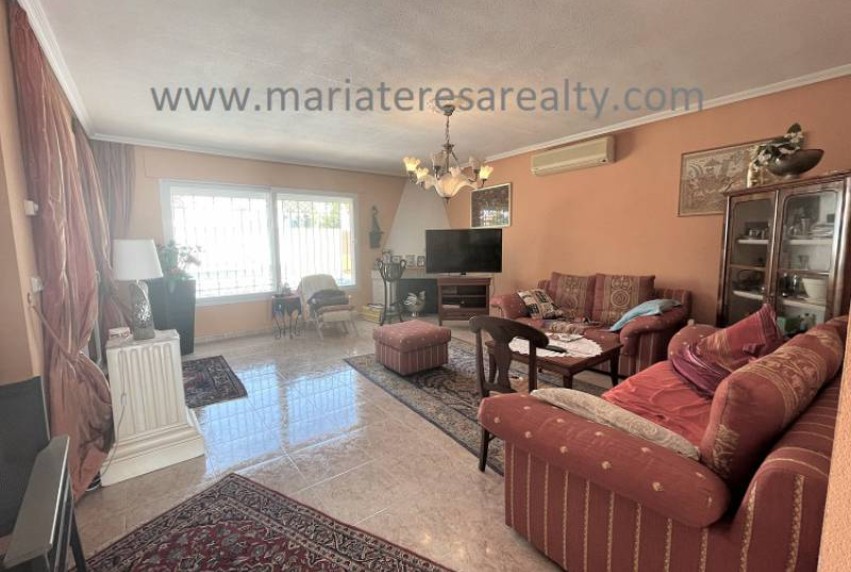 Reventa - Villa - Los Urrutias - El Carmoli