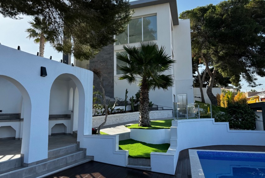 Reventa - Villa - Torrevieja - Los Balcones