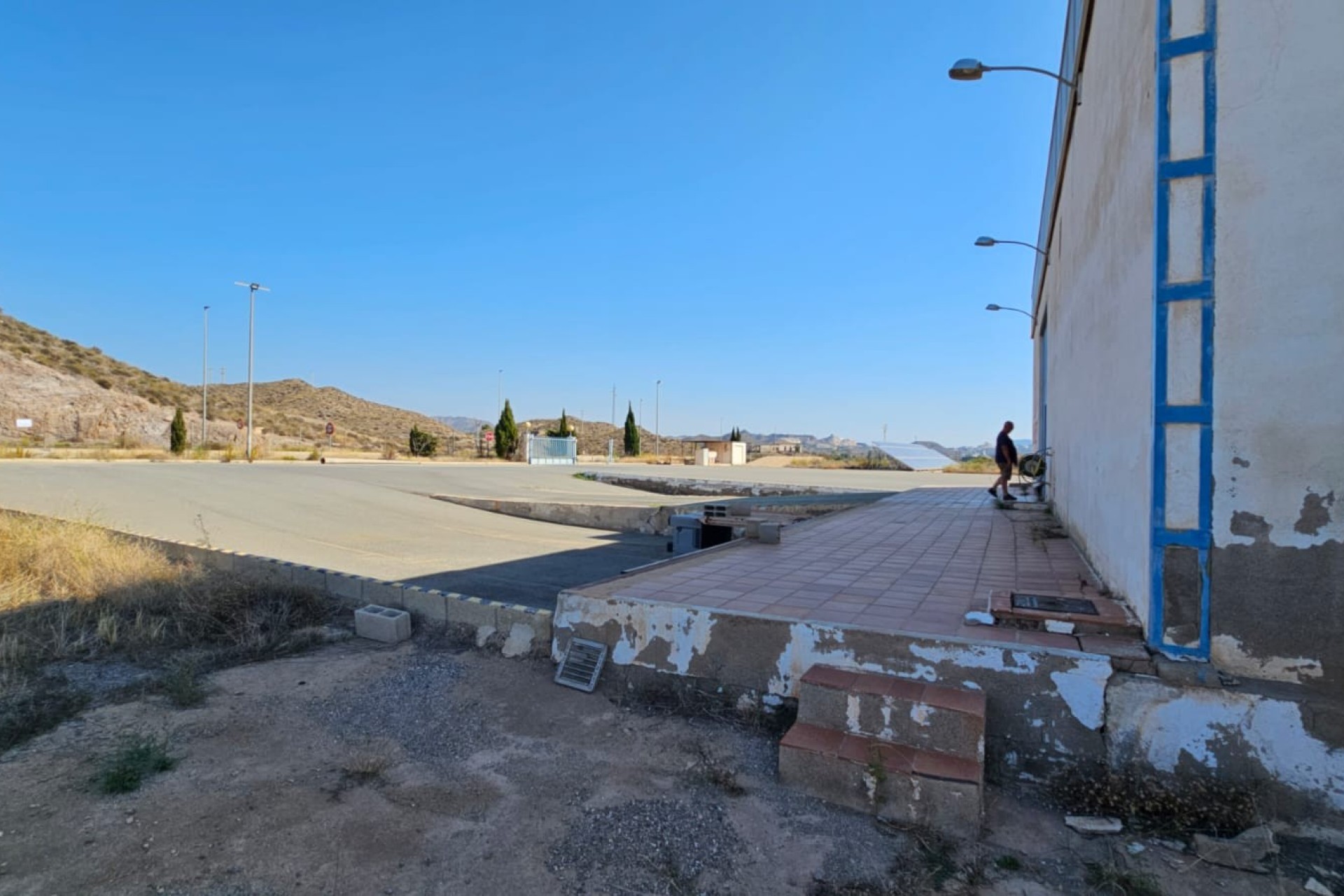 Revente - Commercial - Aguilas - La Estación