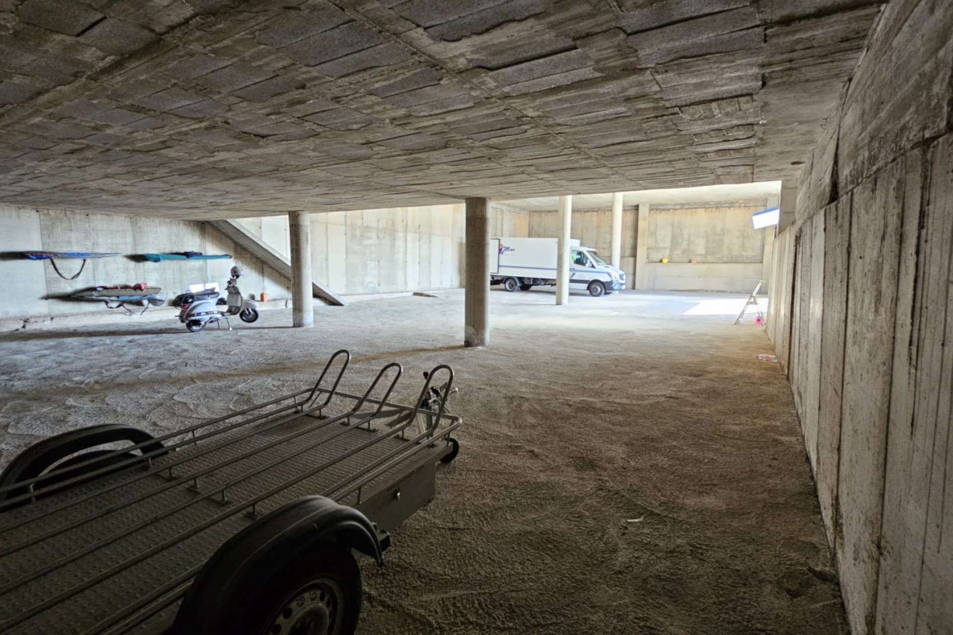 Revente - Commercial - Aguilas - La Estación