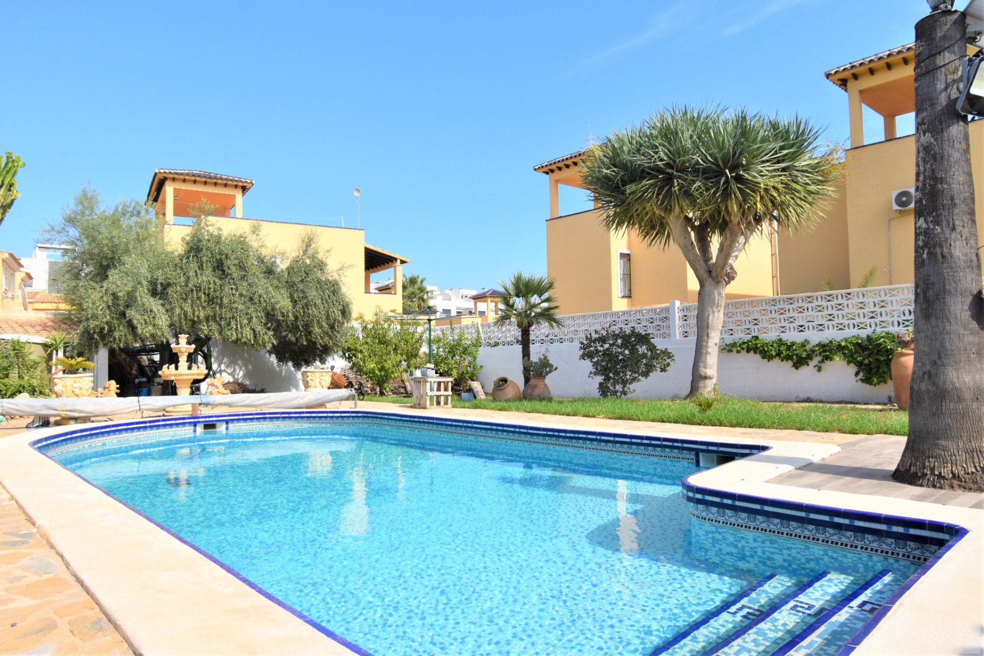 Revente - Villa - Orihuela Costa - Villamartín