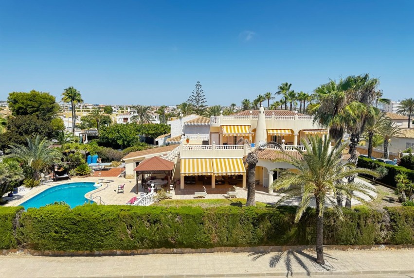 Revente - Villa - Torrevieja - Punta Prima