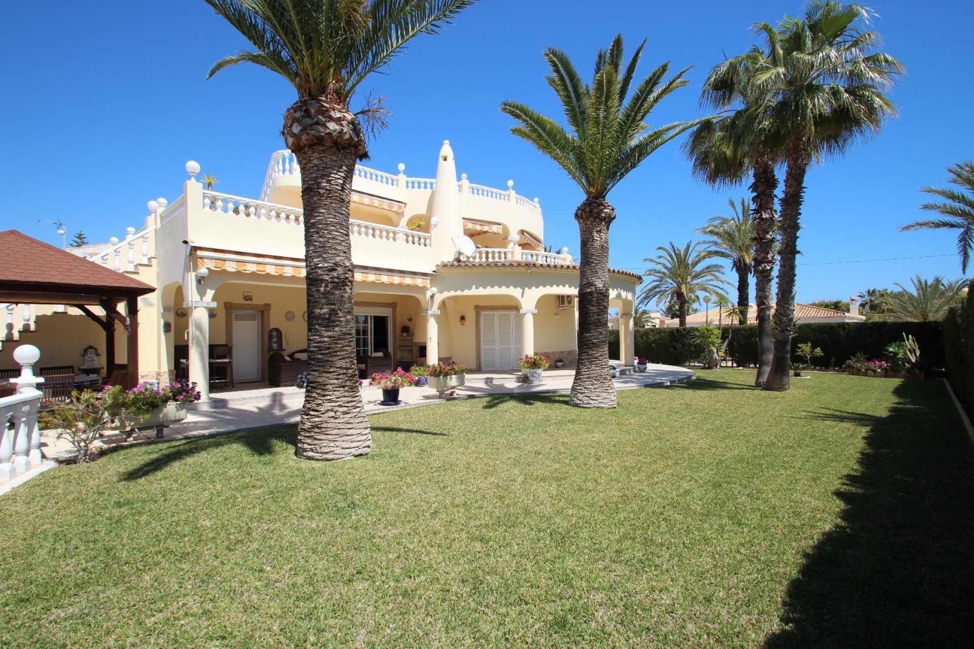 Revente - Villa - Torrevieja - Punta Prima