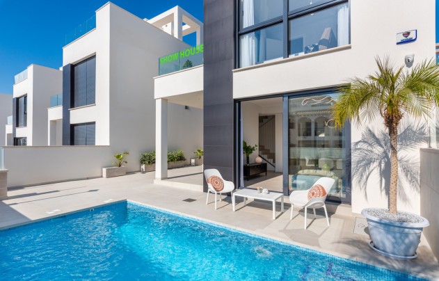 Villa - Herverkoop - Orihuela Costa - Punta Prima