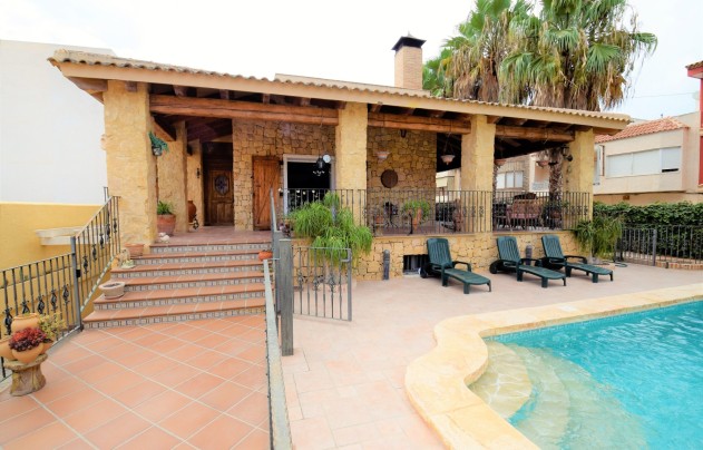 Villa - Resale - Ciudad Quesada - Los Palacios