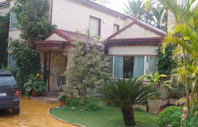 Villa - Resale - Elche - Elche