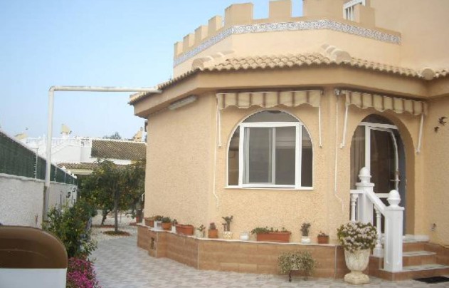 Villa - Resale - Los Alcazares - Oasis