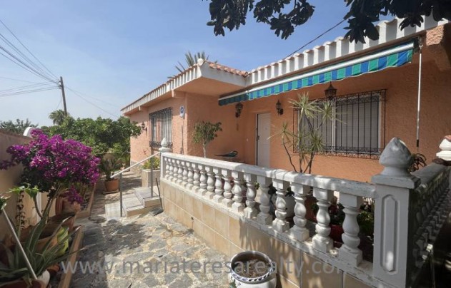 Villa - Resale - Los Urrutias - El Carmoli