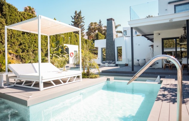 Villa - Resale - Marbella - Nueva Andalucía