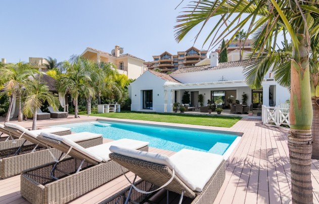 Villa - Resale - Marbella - Nueva Andalucía