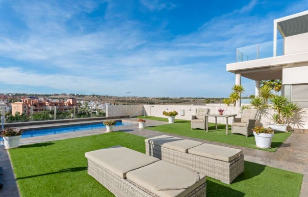 Villa - Resale - Villamartín - Villamartín