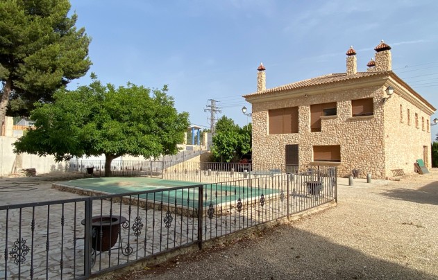 Villa - Resale - Villena - Villena