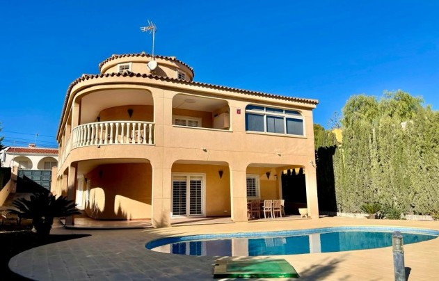 Villa - Revente - Torrevieja - Los Balcones