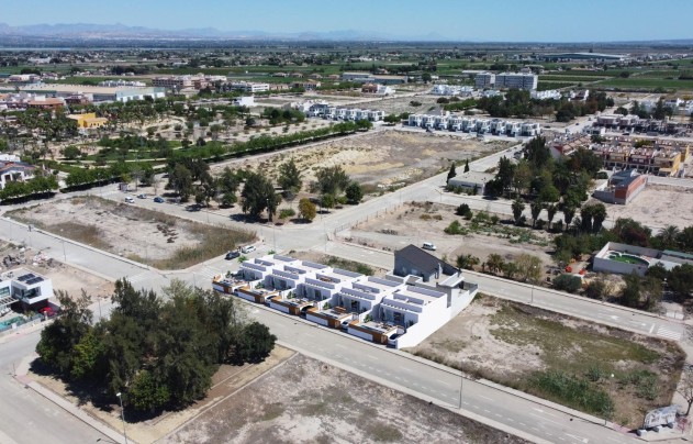 Obra nueva - Villa - Dolores - polideportivo