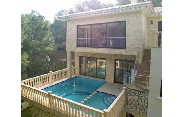 Resale - Villa - Campoamor