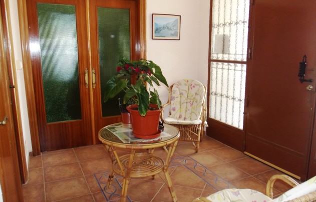 Resale - Villa - Los Montesinos - La Herrada