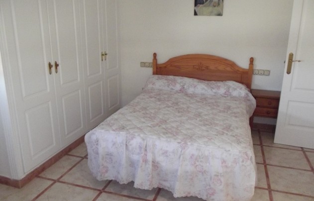 Resale - Villa - Torrevieja - El Chaparral