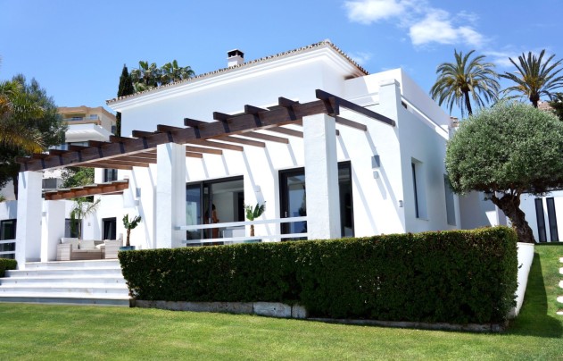 Herverkoop - Villa - Marbella - Nueva Andalucía