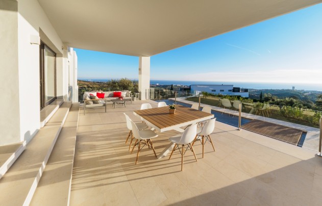 Resale - Villa - Marbella - Los Monteros