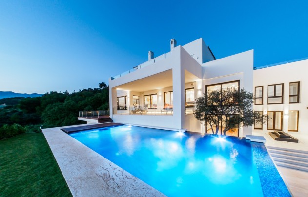 Herverkoop - Villa - Marbella - Los Monteros