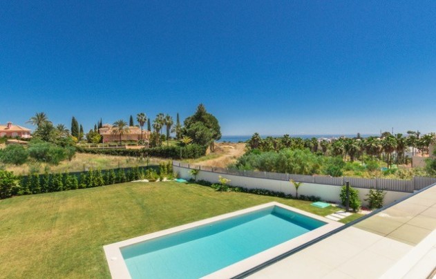 Resale - Villa - Marbella - Golden Mile