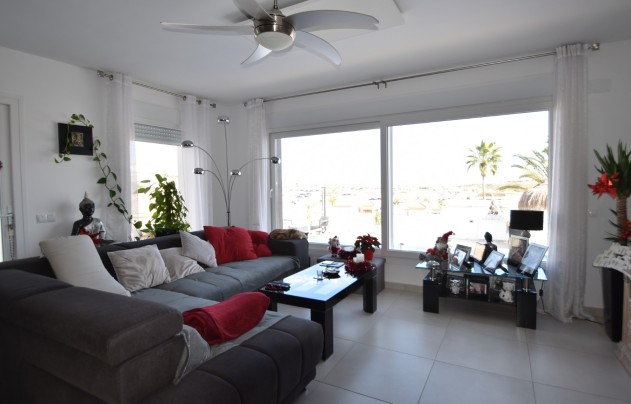 Resale - Villa - Ciudad Quesada - Golf course