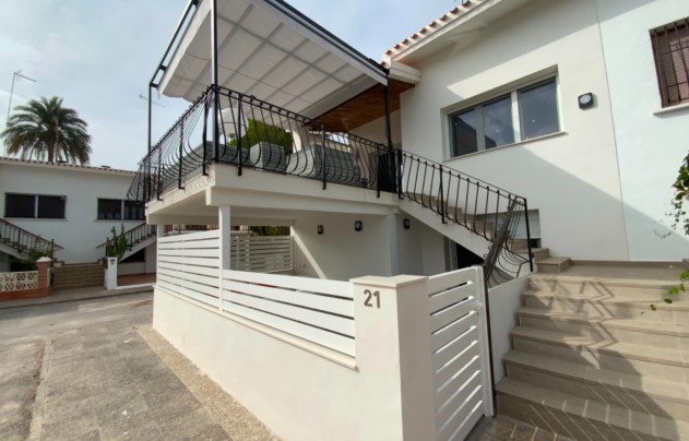 Resale - House - Orihuela Costa - Dehesa de campoamor