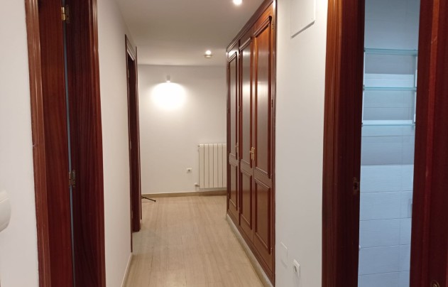 Resale - Apartment - Alicante - Center