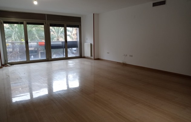 Resale - Apartment - Alicante - Center