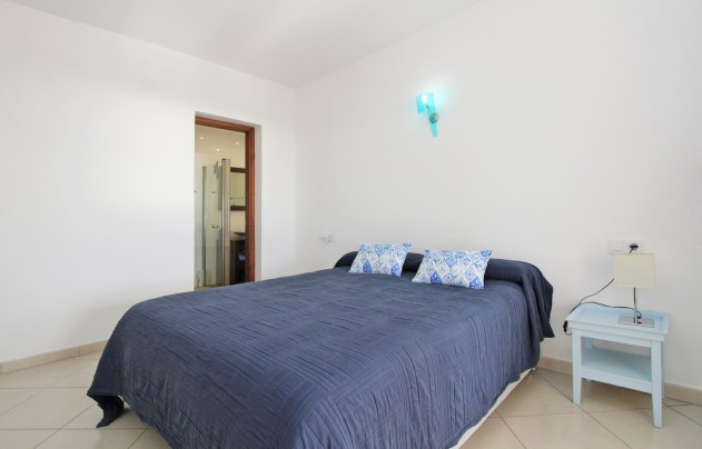 Resale - Villa - Moraira - Benimeit