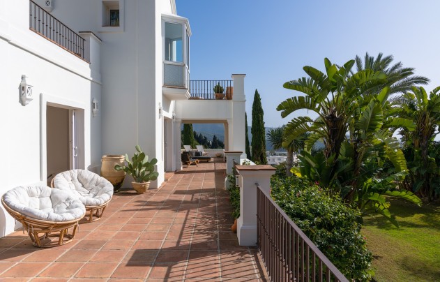 Resale - Villa - Marbella - Los Monteros