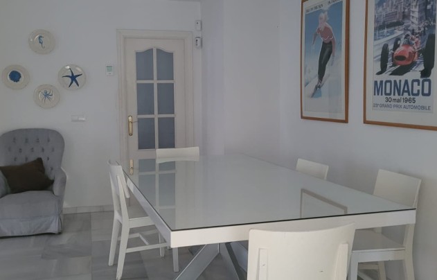 Resale - Villa - Marbella - Las Chapas