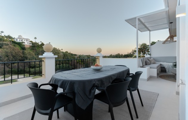 Herverkoop - Apartment - Benahavis - La Quinta