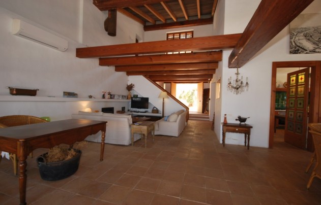 Resale - Villa - Moraira - Benimeit