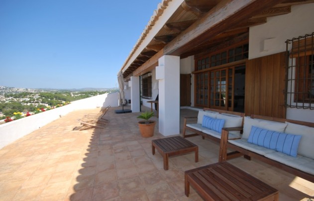 Resale - Villa - Moraira - Benimeit