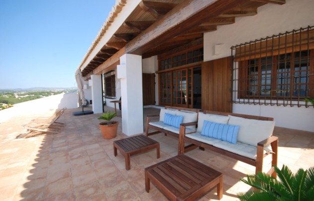 Resale - Villa - Moraira - Benimeit