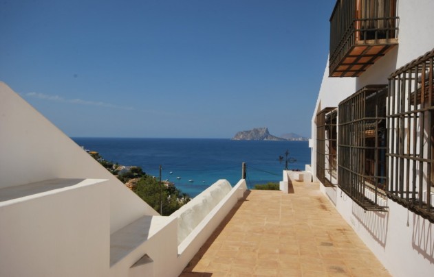 Resale - Villa - Moraira - Benimeit