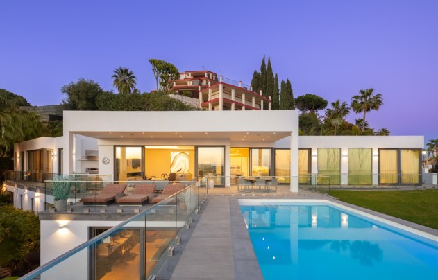 Resale - Villa - Benahavis - La Quinta