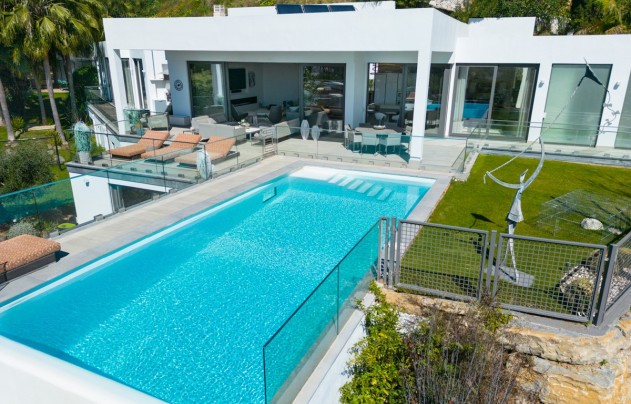 Resale - Villa - Benahavis - La Quinta