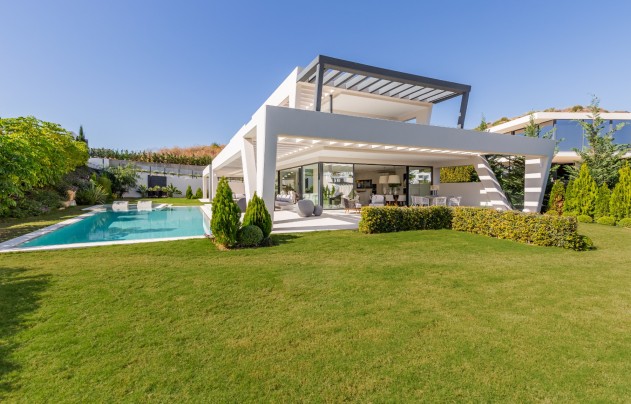 Herverkoop - Villa - Marbella - Nueva Andalucía