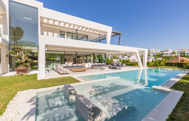 Herverkoop - Villa - Marbella - Nueva Andalucía