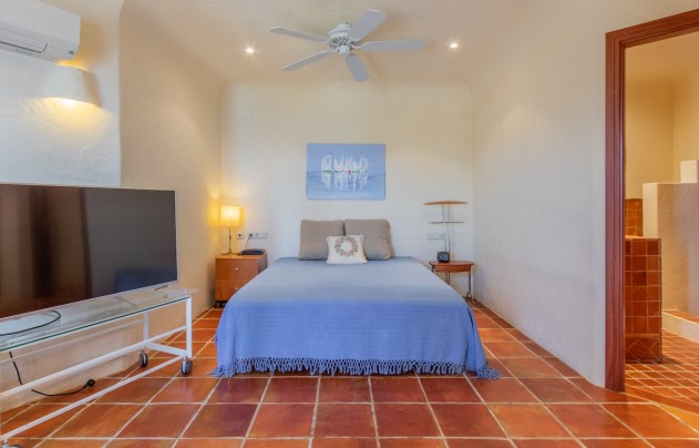 Resale - Villa - Moraira - El Portet