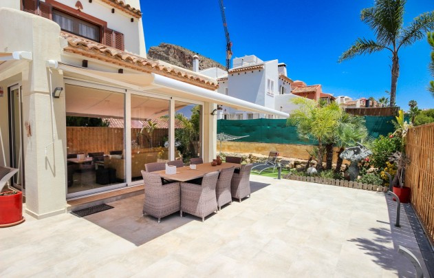 Resale - Villa - Villajoyosa