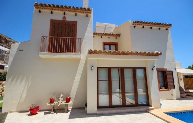 Resale - Villa - Villajoyosa