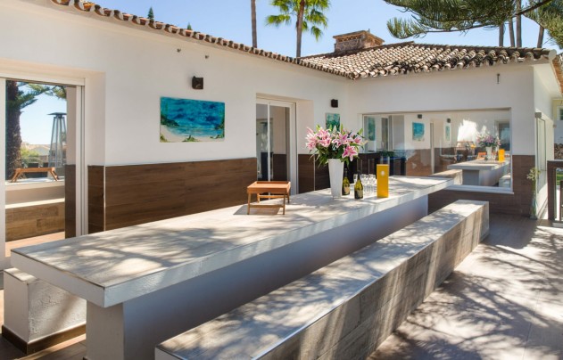 Resale - Villa - Marbella - Elviria