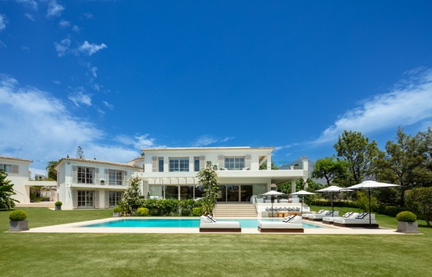 Herverkoop - Villa - Marbella - Nueva Andalucía