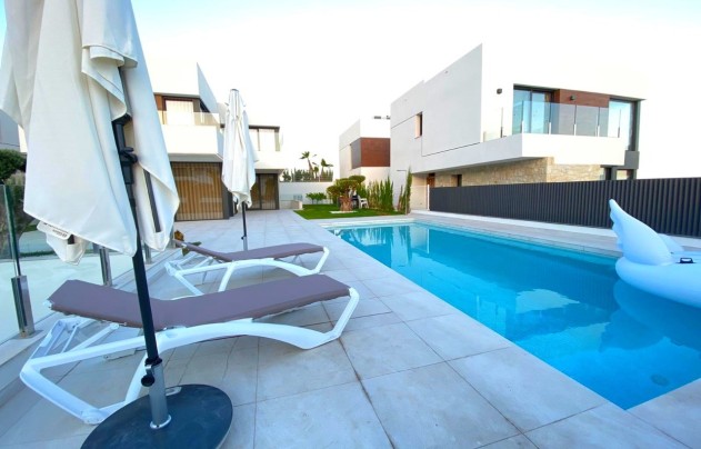 Resale - Villa - Finestrat - Golf Bahía