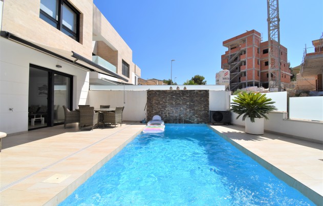 Resale - Villa - Orihuela Costa - Villamartín